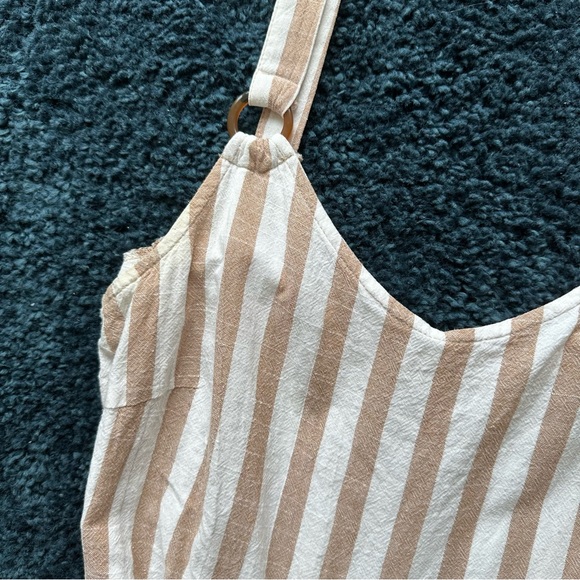 Striped Linen Jumpsuit - Picture 7 of 8
